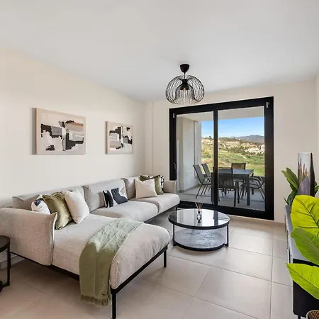 2 Bedroom With Spectacular Views In Hercesa Calanova Golf Málaga