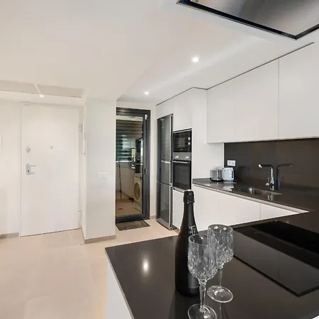 2 Bedroom With Spectacular Views In Hercesa Calanova Golf Málaga